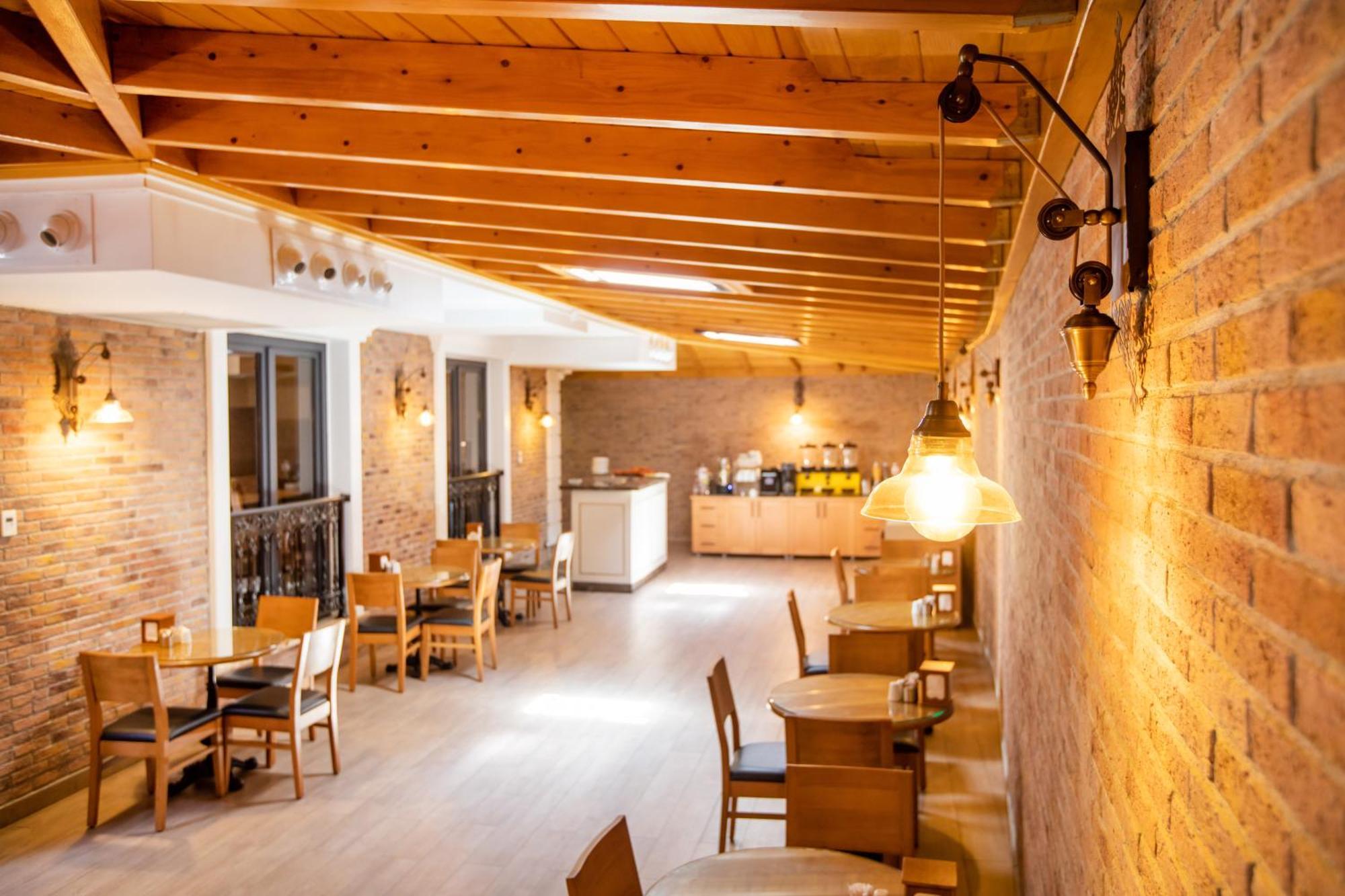 Prag Otel